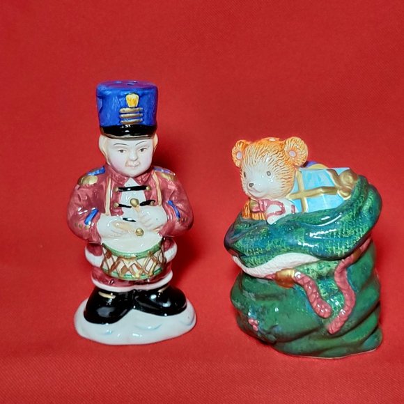 OCI Santa Sack Toy Bag & Drummer Boy Salt & Pepper Shaker Set - Picture 12 of 12